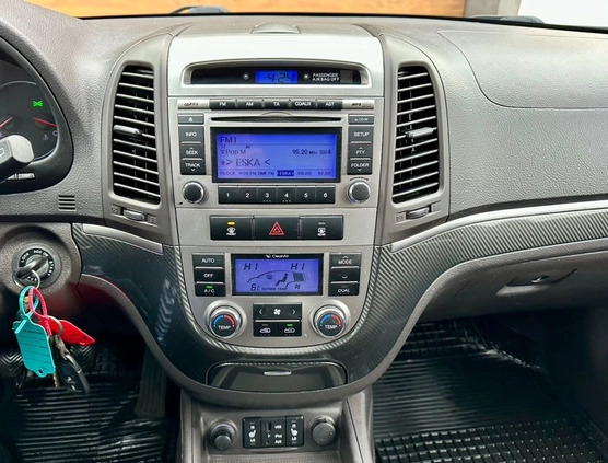 Hyundai Santa Fe cena 38900 przebieg: 217850, rok produkcji 2010 z Leśnica małe 232